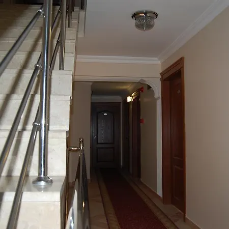 Hotel Ikbalhan *